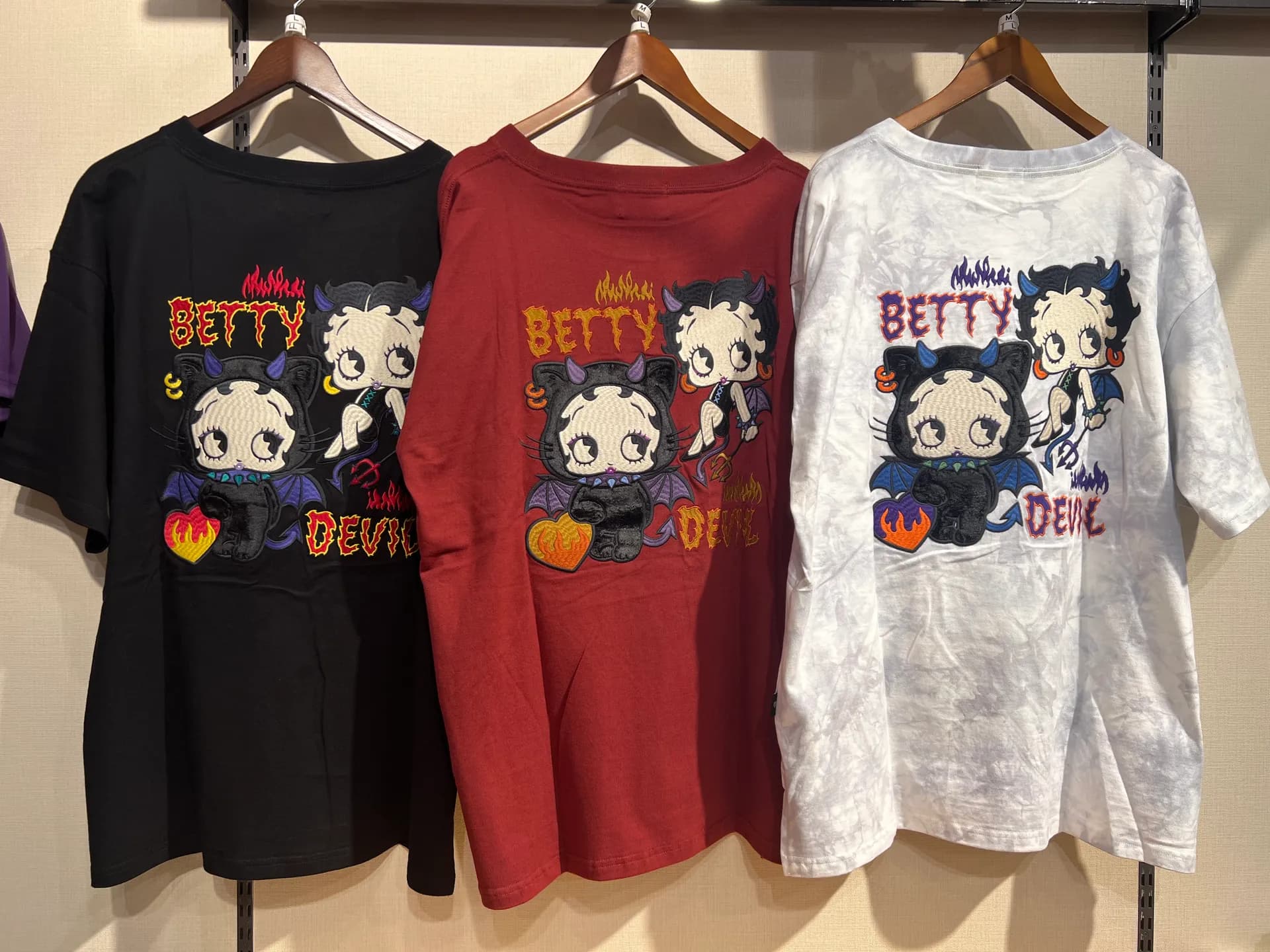 WデビルベティBIG Tee
