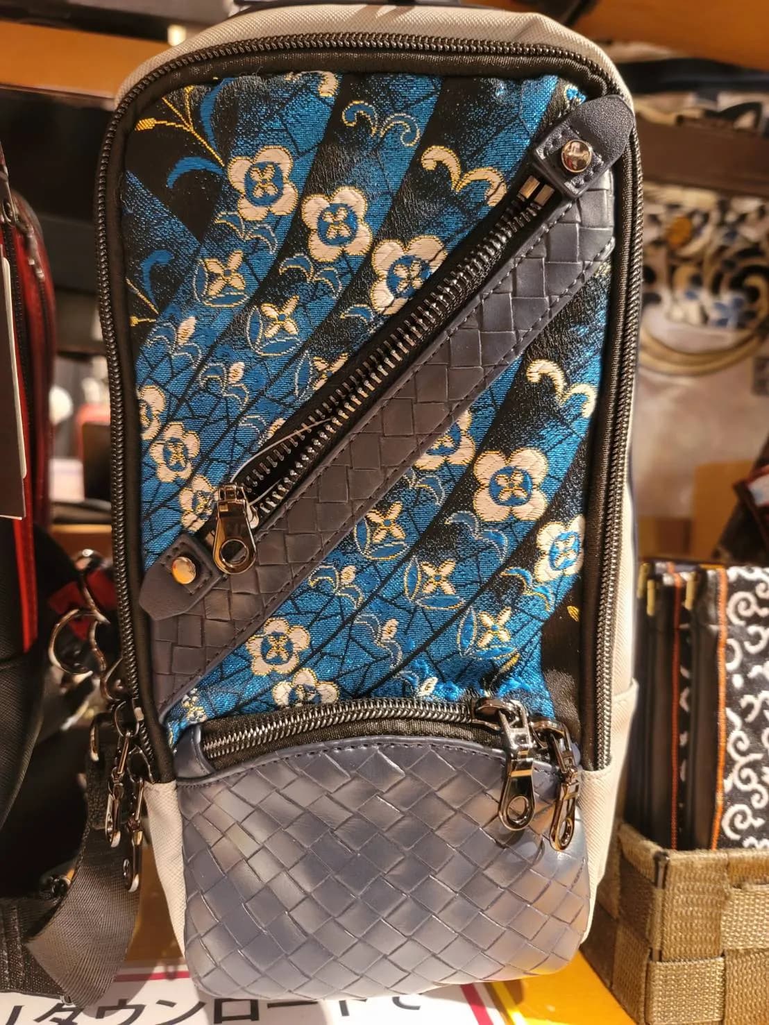 【雅結】金襴ボディーバッグ