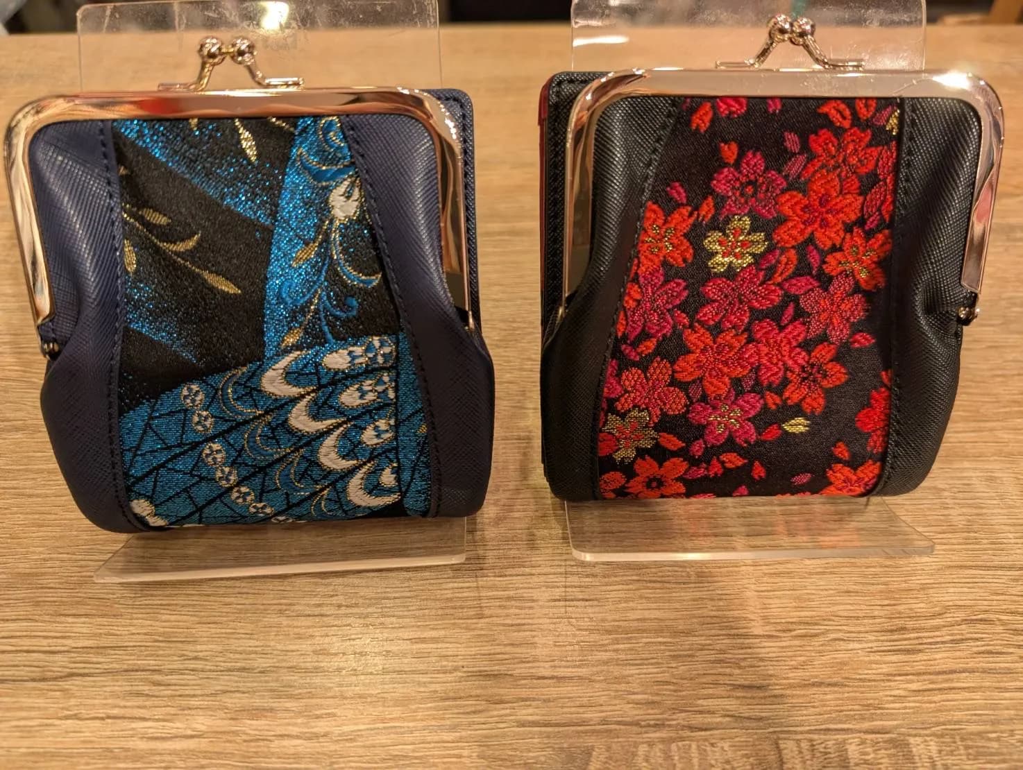新作がま口お財布入荷！