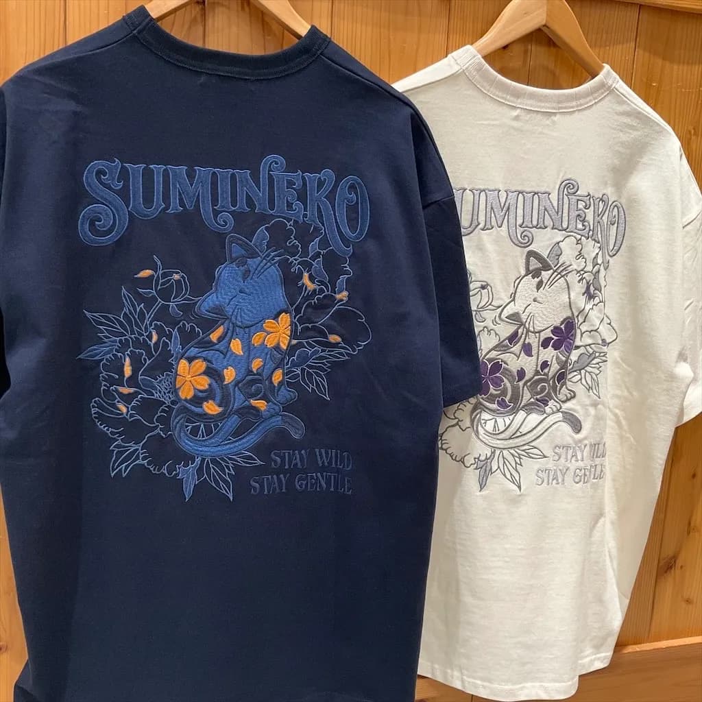【SUMINEKO】“カリカリ猫”BIGシルエットTシャツ