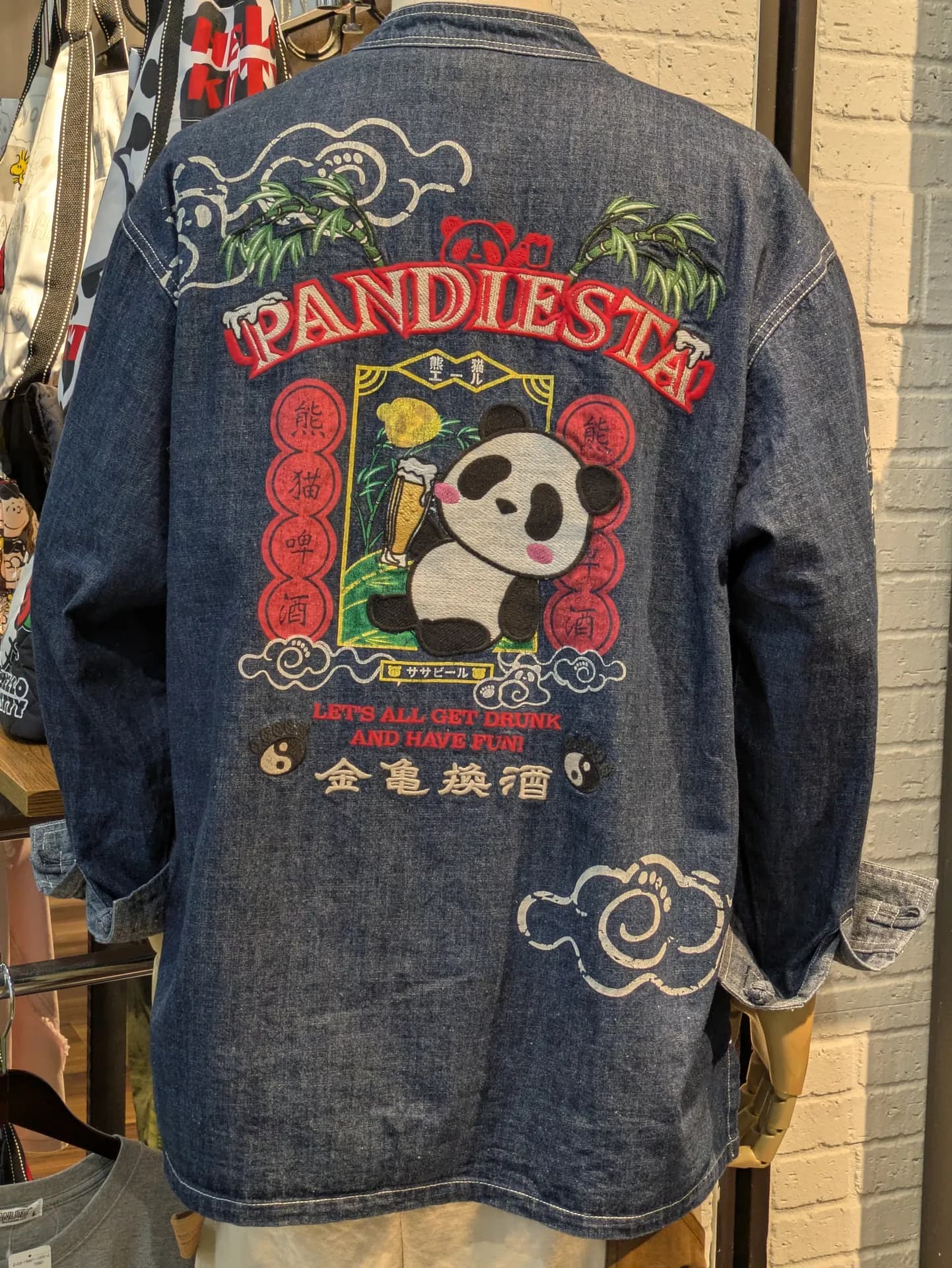​🐼大人気PANDIESTA JAPAN！別注“酔いどれパンダ”デニムジャケットが入荷しました！🍺✨🐼