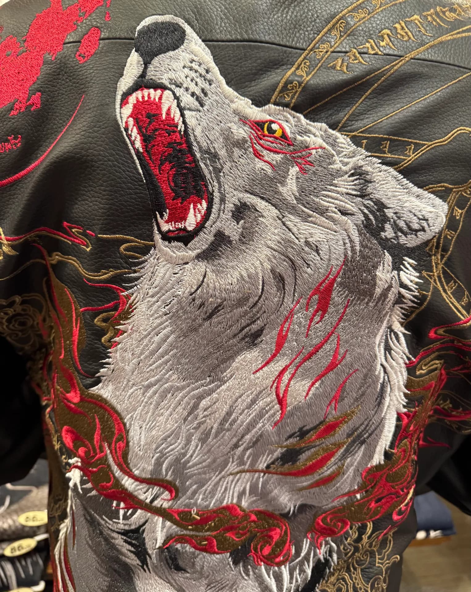 【別注】「大口真神」総刺繍カウレザージャケット【絡繰魂･頂】