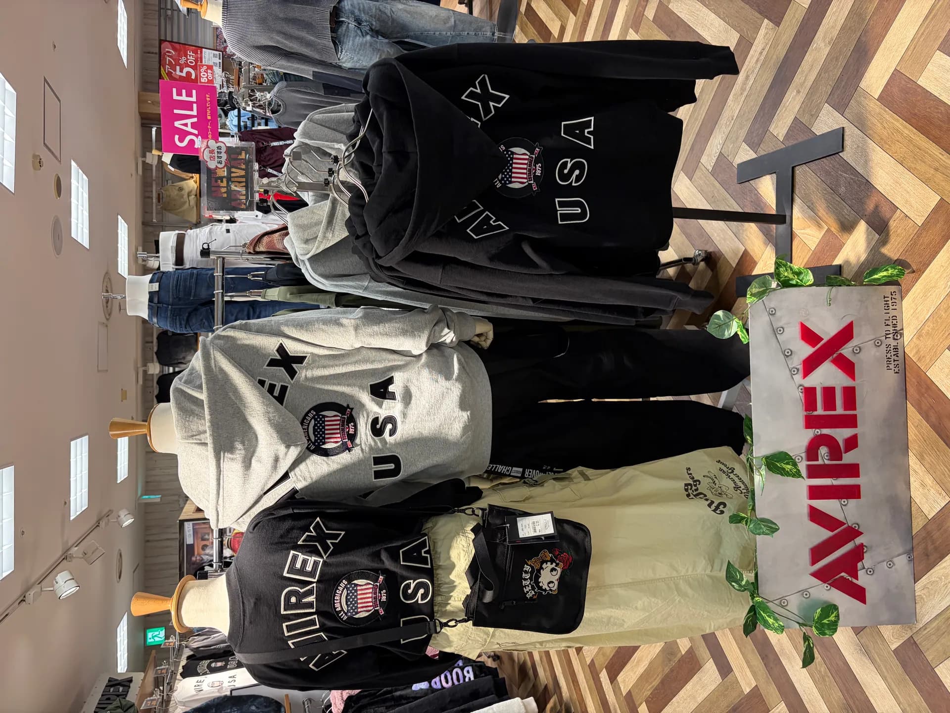 AVIREX新作入荷！！