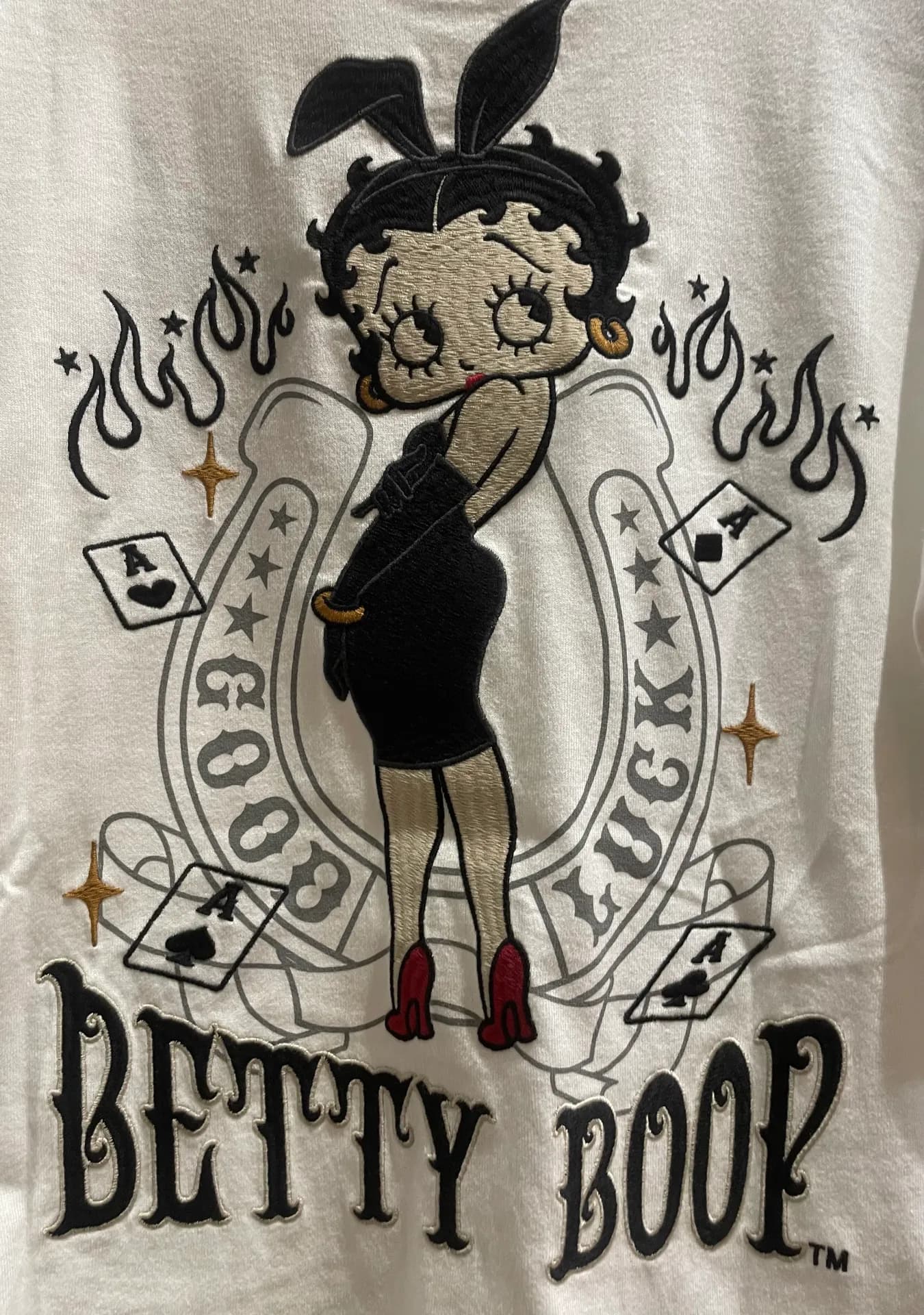 BETTY‼️　バニーガールロンT‼️
