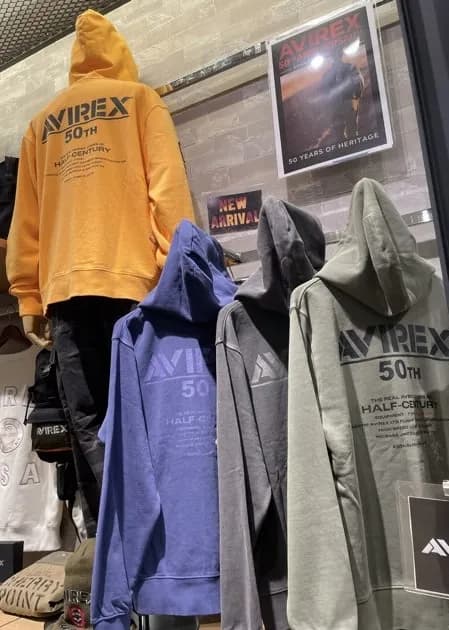 新作‼️AVIREX‼️    50th ジップパーカー‼️